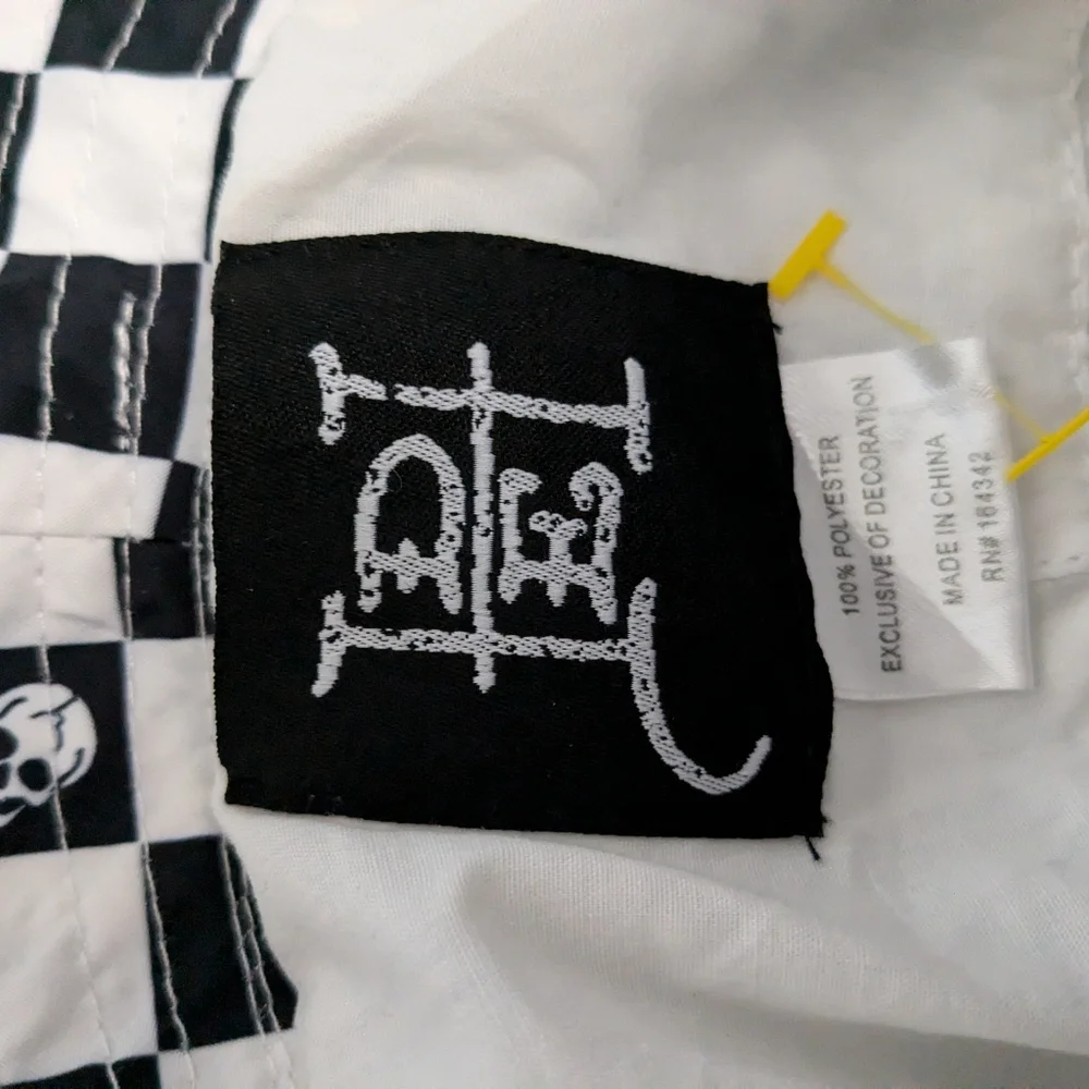 Ed Hardy - Picture 6 of 6